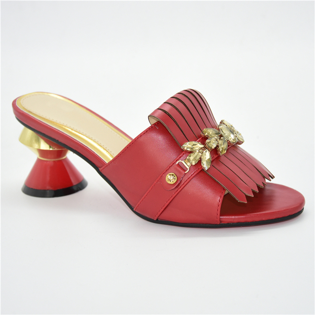 Eleganckie letnie buty damskie na słupku ozdobione dżetami wysokiej jakości - Wianko - 11