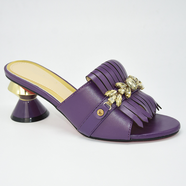 Eleganckie letnie buty damskie na słupku ozdobione dżetami wysokiej jakości - Wianko - 10