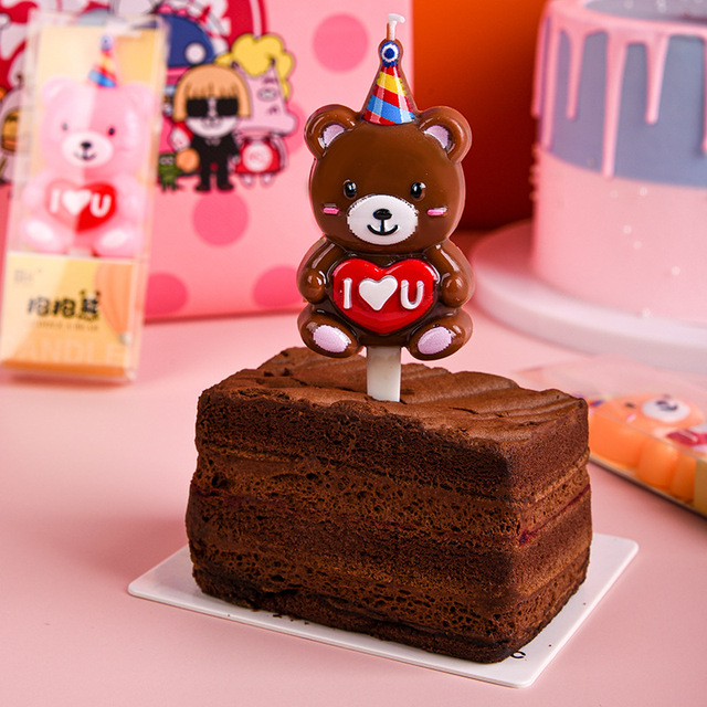 Ładna świeca na tort z kreskówkowym niedźwiadkiem dla dziecka na urodziny - Wianko - 4