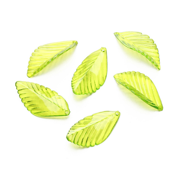 30 sztuk różne zawieszki zielone liście plastikowe do biżuterii: naszyjnik, bransoletka, kolczyki - Wianko - 12