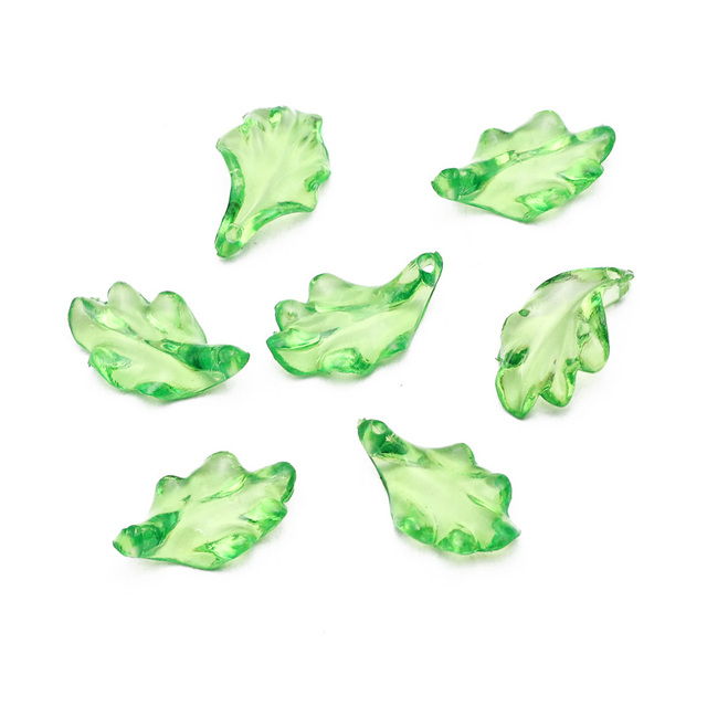 30 sztuk różne zawieszki zielone liście plastikowe do biżuterii: naszyjnik, bransoletka, kolczyki - Wianko - 11
