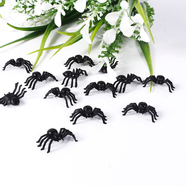50 sztuk realistycznych fałszywych pająków z tworzywa sztucznego, czarny kolor, do dekoracji Halloween, nawiedzony dom i imprez DIY - wymiary 21*14mm - Wianko - 7