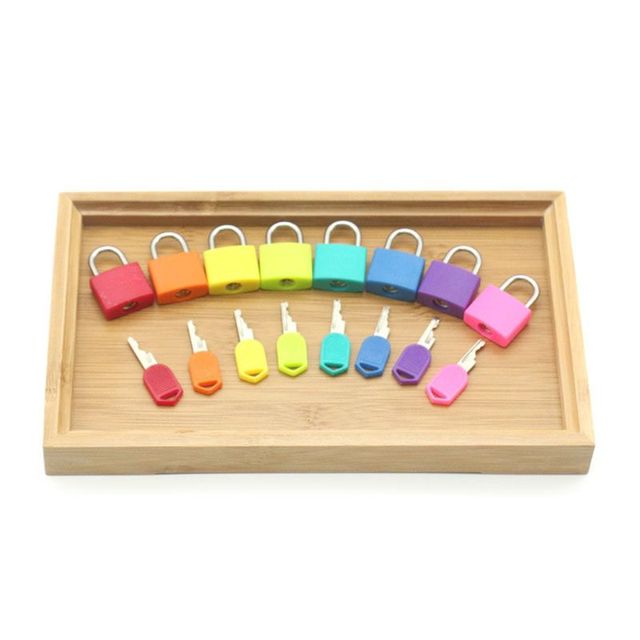 Zestaw Montessori Kolorowe zamki dla dzieci - nauka kluczy i zabawka sensoryczna - Wianko - 4