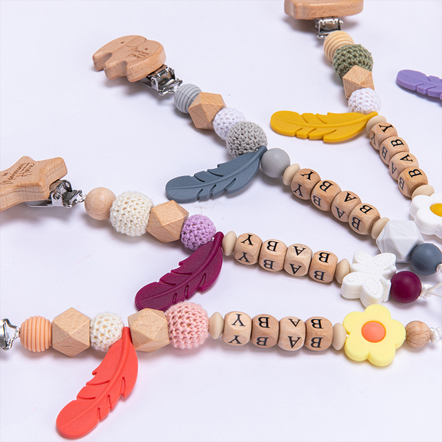 Drewniany łańcuszek do smoczka z personalizowaną nazwą dla dzieci z klipem manekin sutki i silikonową zabawką ząbkowania - Wianko - 4