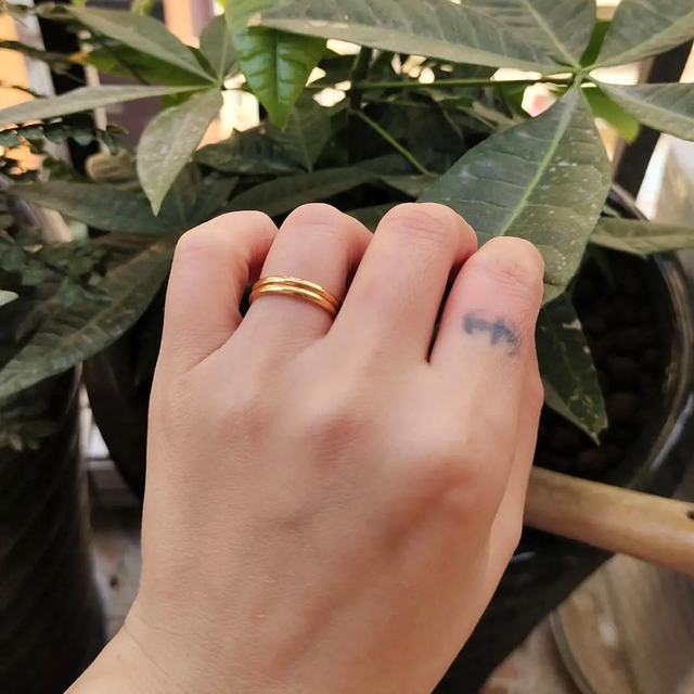 Damski pierścionek ze stali nierdzewnej, złoty kolor, matowe wykończenie, trzy oddzielne pierścienie - Wianko - 22