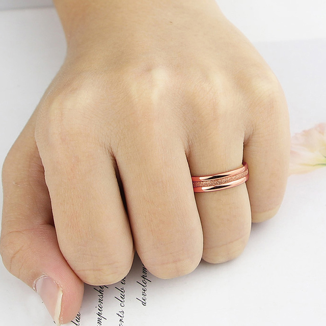Damski pierścionek ze stali nierdzewnej, złoty kolor, matowe wykończenie, trzy oddzielne pierścienie - Wianko - 27