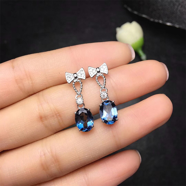 Huitan Temperament eleganckie niebieskie kolczyki wiszące z niebieskim kamieniem SZCZEGÓLNIE KOKARDA wzór biżuteria damskich akcesoriów na wyjątkowe okazje Fashion 2021 - Wianko - 2