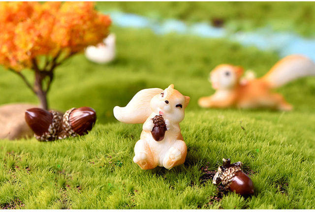 Figurka wiewiórki ze szyszką, liśćmi i innymi zwierzakami - zestaw dekoracji na tort, idealny prezent dla dzieci - Wianko - 8