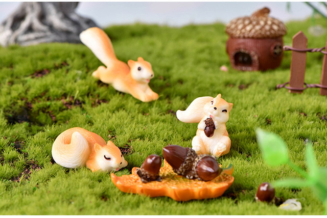 Figurka wiewiórki ze szyszką, liśćmi i innymi zwierzakami - zestaw dekoracji na tort, idealny prezent dla dzieci - Wianko - 7