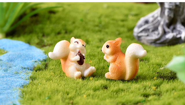 Figurka wiewiórki ze szyszką, liśćmi i innymi zwierzakami - zestaw dekoracji na tort, idealny prezent dla dzieci - Wianko - 9