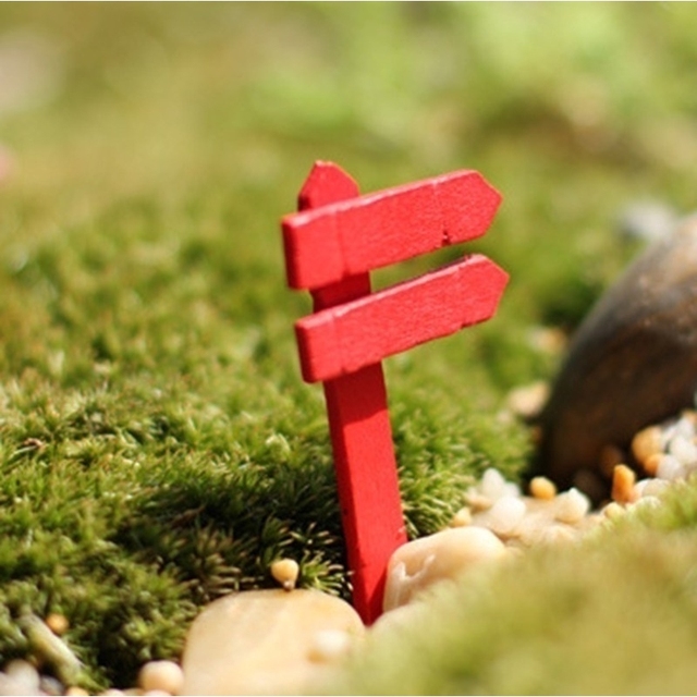 Zestaw 10 miniaturowych drewnianych drogowskazów ozdobnych znaków z bajkowego ogrodu Bonsai do dekoracji DIY - Wianko - 2