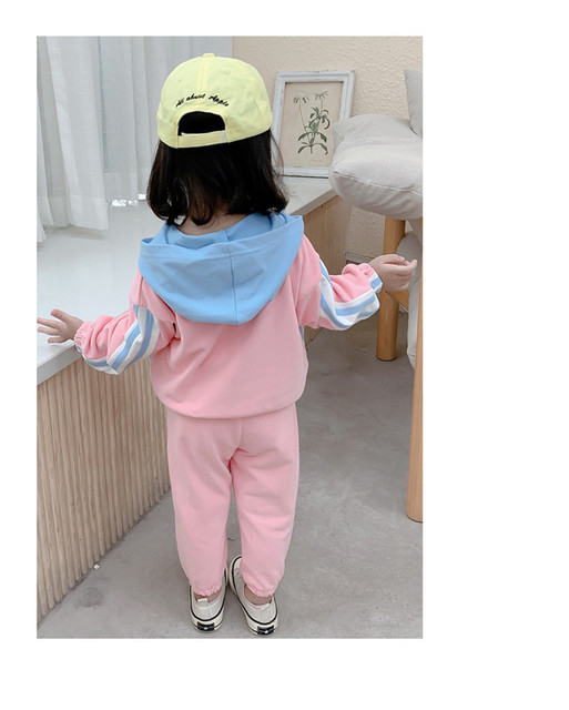 Zestaw sportowych dresów dla małych dziewczynek DFXD Kids Girl w kolorze różowym. Kurtka z kapturem i zamkiem błyskawicznym + spodnie. Motyw: niedźwiedź. Rozmiar: 1-7 lat - Wianko - 8