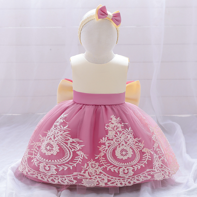Suknia urodzinowa dla noworodka - formalna, haftowana, z kokardką - pierwszy rok dla dziewczynki - księżniczka, suknia ślubna - Wianko - 4