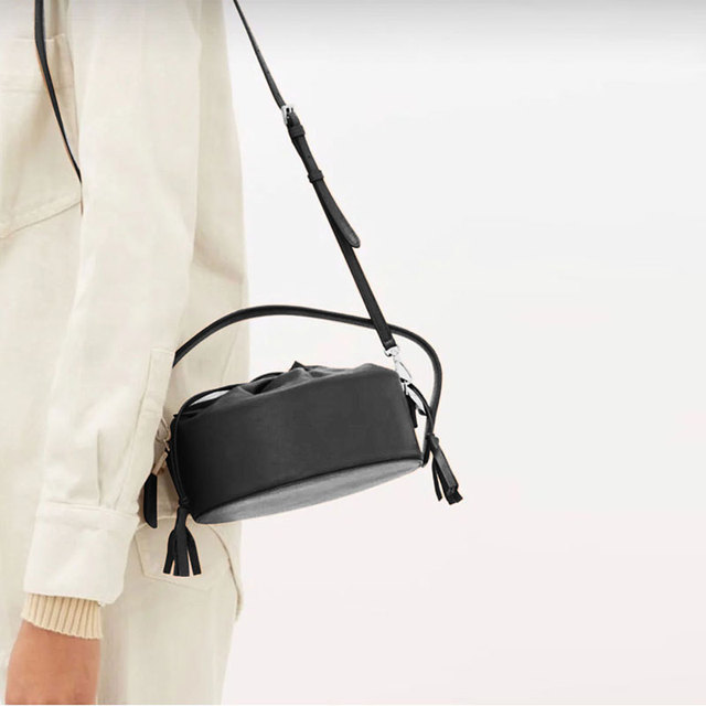 Luksusowa torebka damska na ramię - prosta kubełkowa moda z designerskim stylem - Wianko - 3