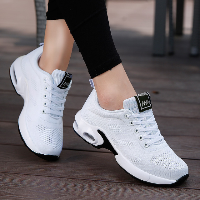 Damskie lekkie buty sportowe z gumową podeszwą do podróży w stylu sneakersów z oddychającą siatką, komfortową wkładką i poduszką powietrzną - Wianko - 6