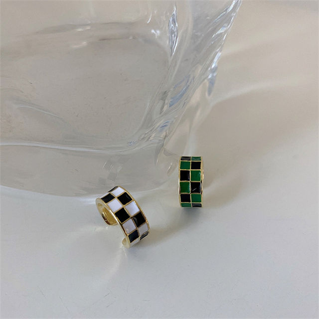 2022 Nowa czarna zielona szachownica: nausznice bez przekłuwania uszu, koreański styl - biżuteria Ear Cuff dla kobiet i dziewcząt - Wianko - 3