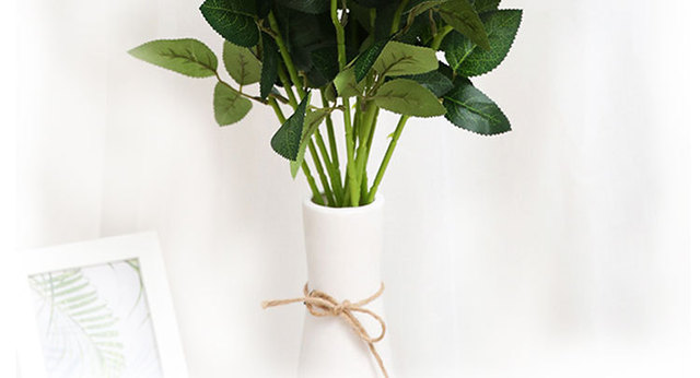 Sztuczna roślina - bukiet róż flanelowych: czerwony, biały, 50cm - Wianko - 7