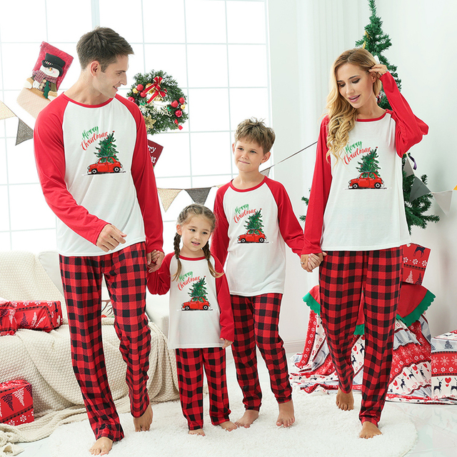 Rodzinne pasujące piżamy na Boże Narodzenie 2021 dla tatusia, mamy i dziecka - zestaw ubrań homewear dla rodziny - Wianko - 14