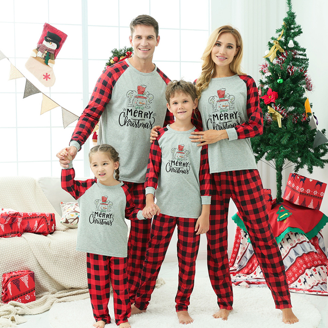 Rodzinne pasujące piżamy na Boże Narodzenie 2021 dla tatusia, mamy i dziecka - zestaw ubrań homewear dla rodziny - Wianko - 11