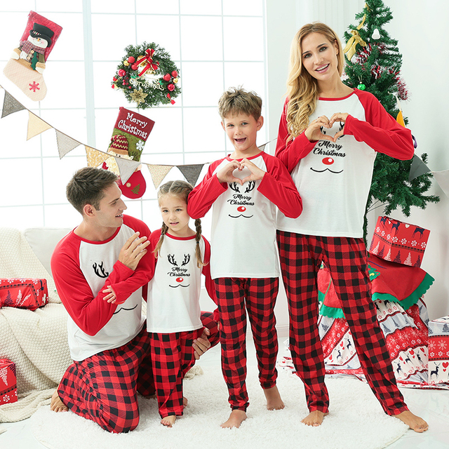 Rodzinne pasujące piżamy na Boże Narodzenie 2021 dla tatusia, mamy i dziecka - zestaw ubrań homewear dla rodziny - Wianko - 8