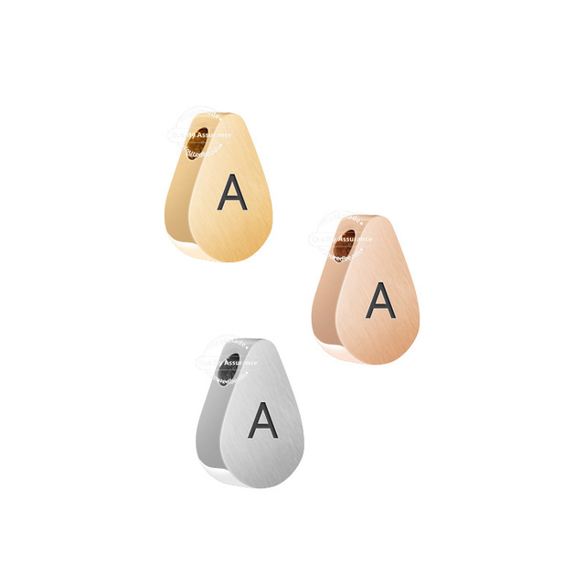Wisiorek początkowy alfabetu z matowymi koralikami z literami, ze stali nierdzewnej, złoty (A-Z) - Wianko - 2