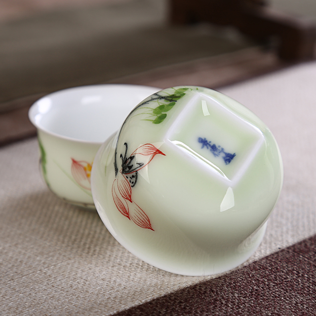 Zestaw 4 filiżanek chińskich, ręcznie malowanych liśćmi lotosu herbaty - ceramiczne naczynia do herbaty - Wianko - 3