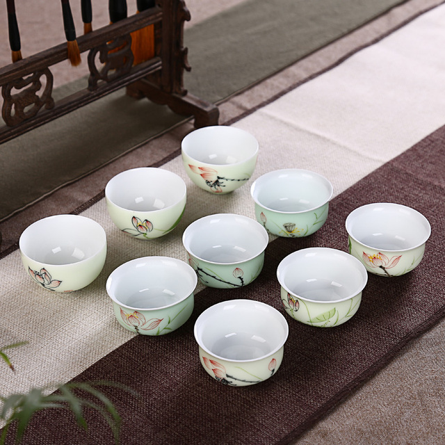 Zestaw 4 filiżanek chińskich, ręcznie malowanych liśćmi lotosu herbaty - ceramiczne naczynia do herbaty - Wianko - 1