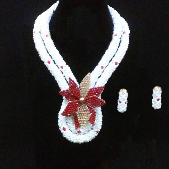 Zestaw biżuterii ślubnej Dudo afrykański - różowe koraliki, złote detale - Wianko - 9