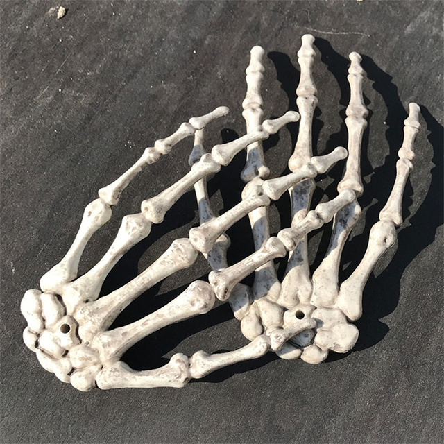 Rekwizyty Halloween: szkieletowa dłoń łapacz duchów, pazur straszyciela, dekoracja Tricky Horror - Wianko - 1