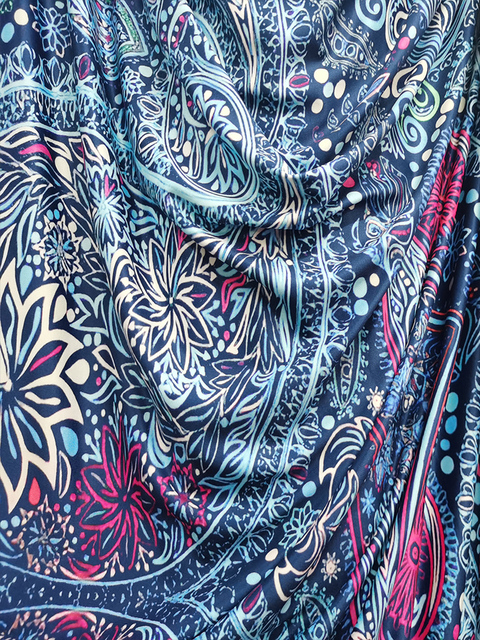 Modna tkanina jedwabno-bawełniana ze stretchem, niebieski kwiatowy nadruk, idealna do szycia sukienek i cheongsamów - Wianko - 1