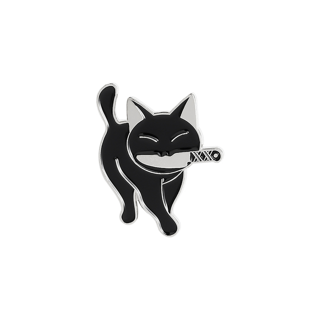 Broszka wściekły czarny kot - motyw zwierzęcy, noże, szkliwa, igły, specjalna konstrukcja - Wianko - 6