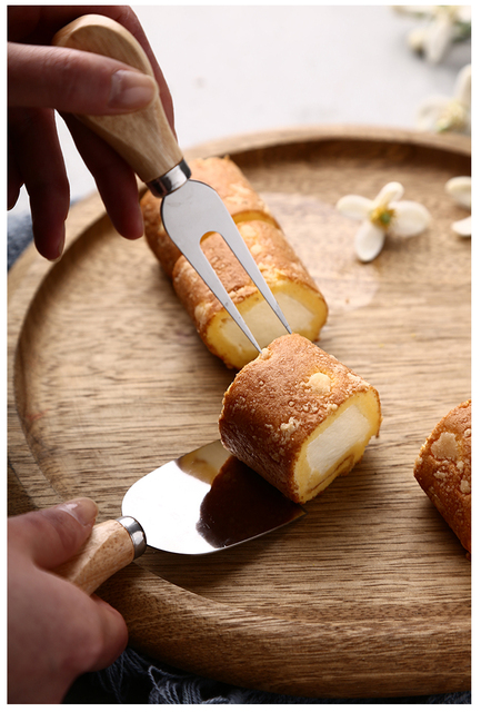 Nóż do sera z drewnianym uchwytem bambusowym, idealny do krojenia chleba, tartowania sera i cięcia pizzy - Wianko - 14