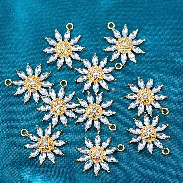 10 sztuk kryształowych ozdobnych charmsów w kształcie roślin, złoty wisiorek do biżuterii DIY - Wianko - 4