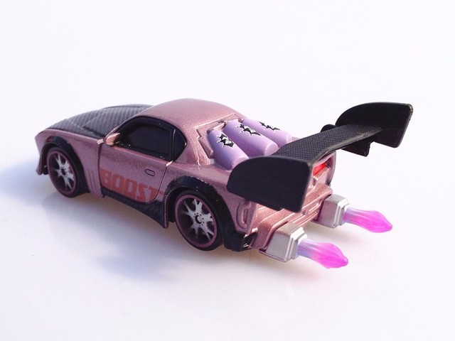 Pixar Cars 2 - Oryginalny Boost z płomieniami, odlewany Metal, zabawka samochód dla dzieci - Zygzak McQueen - Wianko - 3