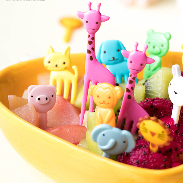 Kreatywny plastikowy widelec owocowy – dekoracyjne jedzenie bento z mini kolorowymi motywami - Wianko - 9