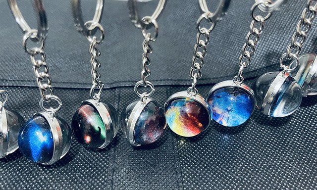 Brelok Charms wszechświat Galaxy dwustronny - Luminous szklana kula, wisiorek planetarny Galaxy Planet DIY, akcesoria klucza - Wianko - 8