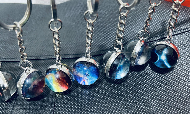 Brelok Charms wszechświat Galaxy dwustronny - Luminous szklana kula, wisiorek planetarny Galaxy Planet DIY, akcesoria klucza - Wianko - 7