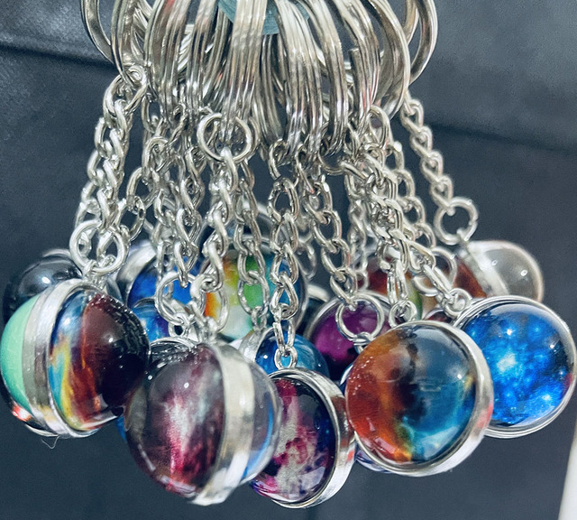 Brelok Charms wszechświat Galaxy dwustronny - Luminous szklana kula, wisiorek planetarny Galaxy Planet DIY, akcesoria klucza - Wianko - 5