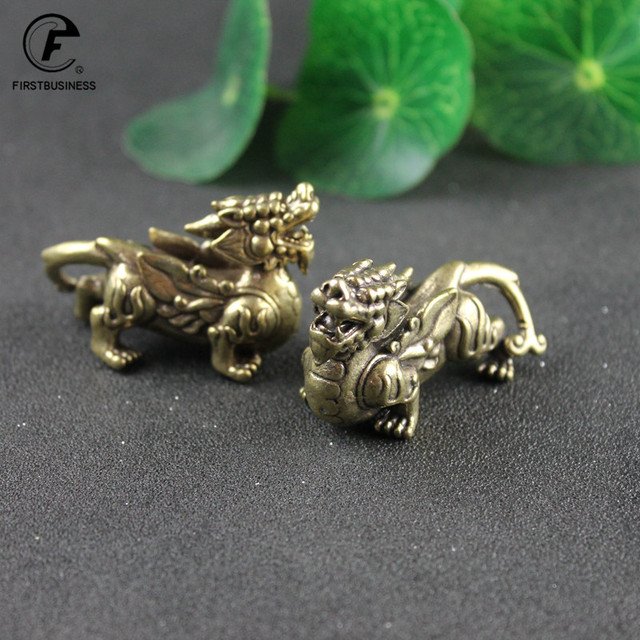 Mosiężne figurki mitycznej bestii Pixiu – dekoracyjne zwierzę przynoszące szczęście, stylizowane na chiński wzór Qi Lin - Wianko - 1