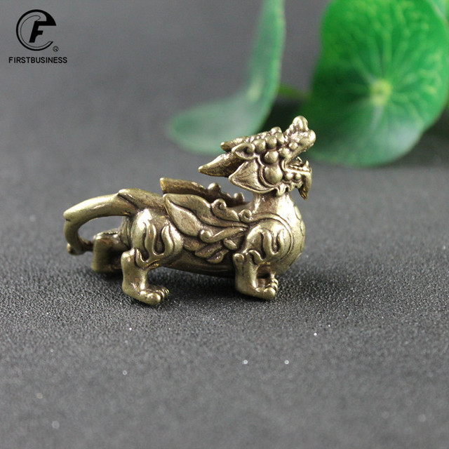 Mosiężne figurki mitycznej bestii Pixiu – dekoracyjne zwierzę przynoszące szczęście, stylizowane na chiński wzór Qi Lin - Wianko - 3