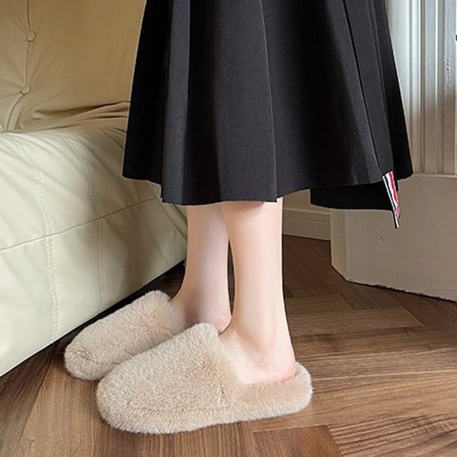 Zimowe kapcie kobiety puszyste futro 2021 zamknięte buty ciepłe solidne, z pluszowym kolorem - Wianko - 8
