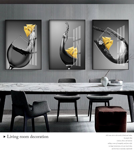 Czarno-biały złoty plakat na płótnie z łodzią w lampce do wina, idealny do salonu, kuchni i jadalni - Wianko - 3