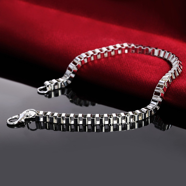 Bransoletka z łańcuszkiem o grubości 4MM, wykonana z 925 srebra - dla mężczyzn i kobiet, popularna marka biżuterii, idealna na ślubne przyjęcie lub jako prezent świąteczny - Wianko - 1