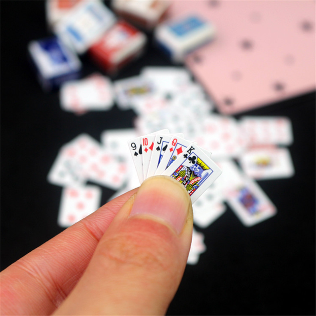 Mini zestaw kart do gry w pokera - zabawne modele Poler, miniaturowe gry, akcesoria do 1:12 domków dla lalek - Wianko - 6