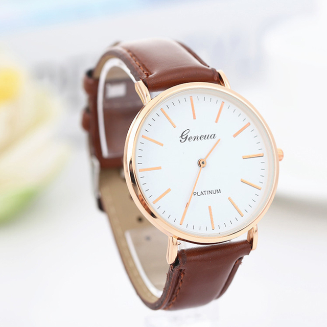 Męski zegarek kwarcowy z cienkim, minimalistycznym designem i skórzanym paskiem - Wianko - 2