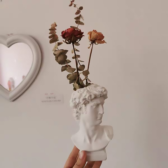 Wazon na kwiaty z dekoracją Nordic - wystrój wnętrz, wzór kwiatów, żywica, David Statue - Wianko - 10