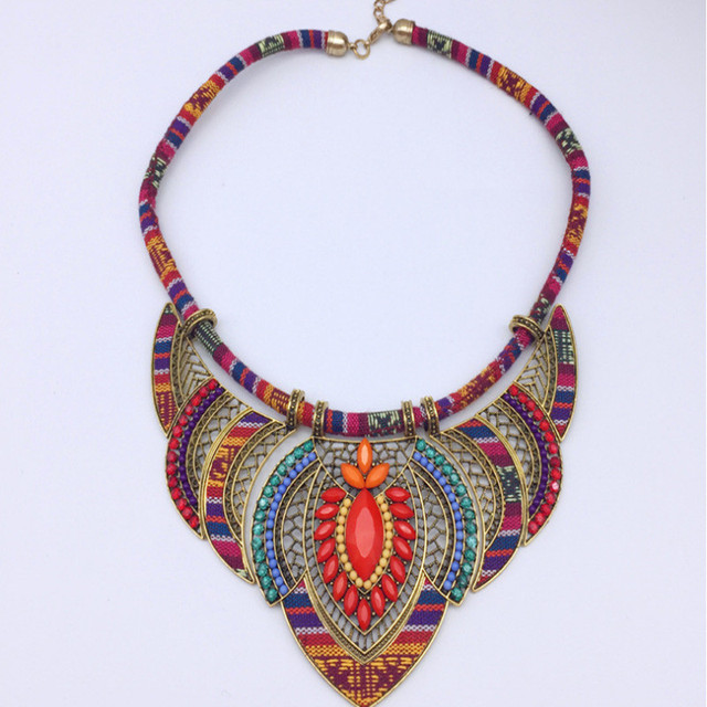 Duży choker w stylu vintage z wisiorkiem i naszyjnikiem boho, etniczna biżuteria tribal w kolorze pomarańczowym - Wianko - 4