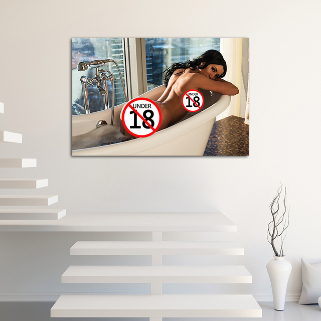 Obraz na płótnie - Seksowna kobieta w wannie - Pop Art - Model plakat - Wystrój domu - Salon - Współczesne malarstwo - Wianko - 3