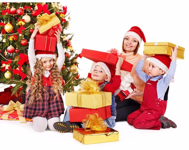 Prezent dużej pończochy bożonarodzeniowej 2022 z ozdobami choinkowymi dla dzieci - worek na cukierki i artykuły domowe - Wianko - 4