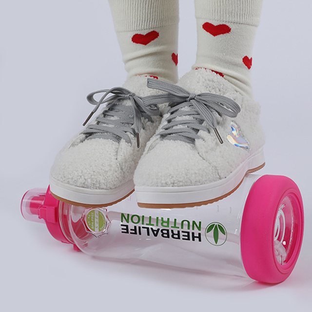 Hurtownia Herbalife Nutrition Sport - Bidon 2L 1000ml - Przenośna butelka wody plastikowa na rower, wspinaczkę, piknik i camping - Wianko - 20